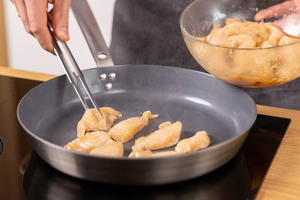 Hähnchen anbraten