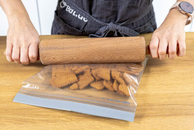 Lotus Kekse zerbröseln