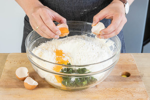 Eier dazugeben