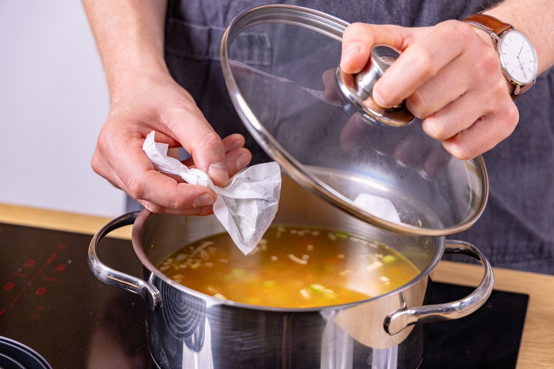 Vegetarische Linsensuppe: einfach &amp; lecker | Rezept