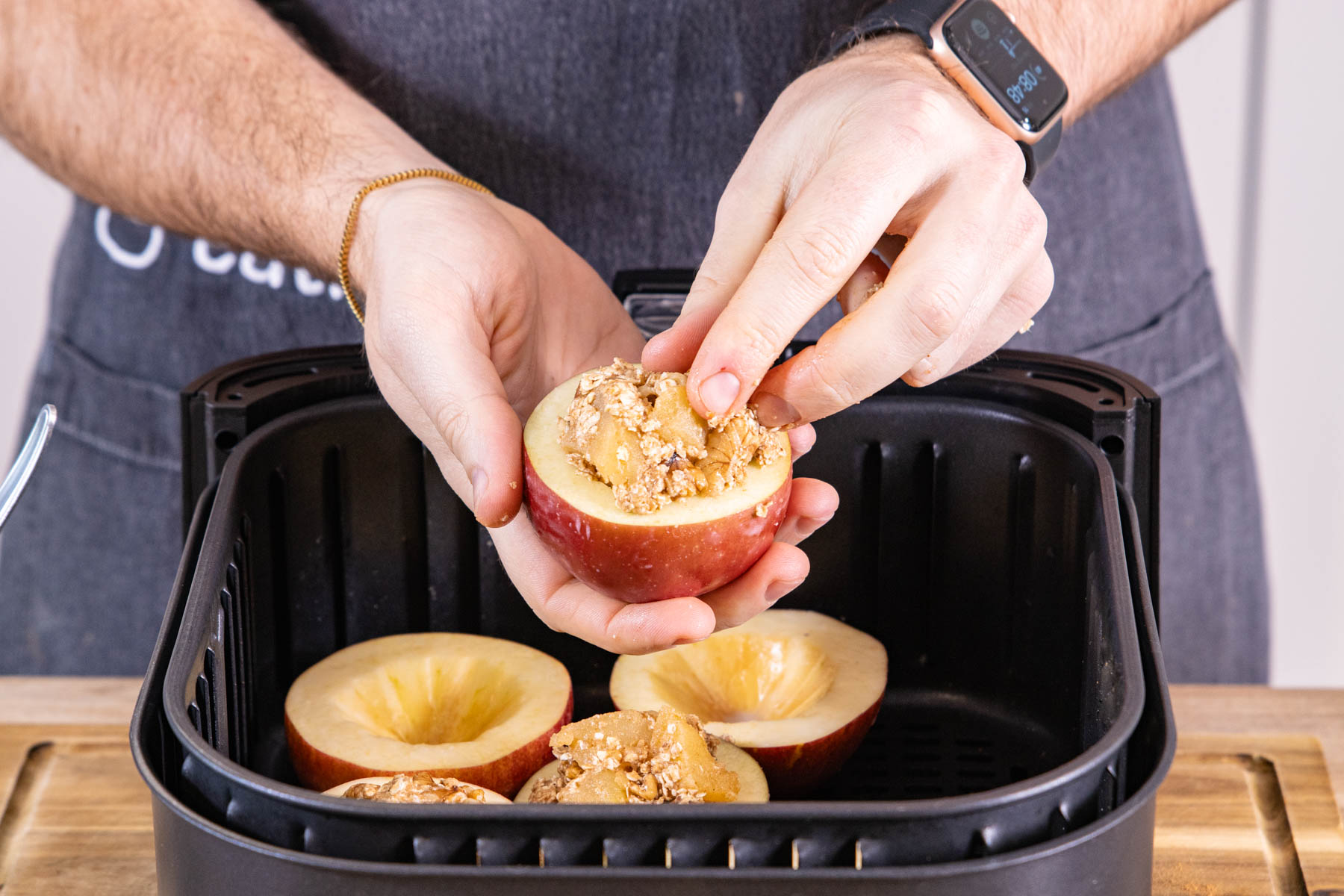 Bratapfel mit Füllung aus dem Airfryer Bratapfel mit Füllung aus dem Airfryer