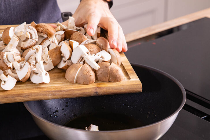 Champignons anschwitzen
