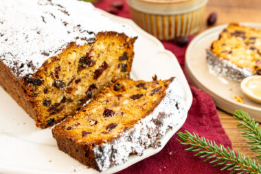 Früchtekuchen nach Omas Rezept nah
