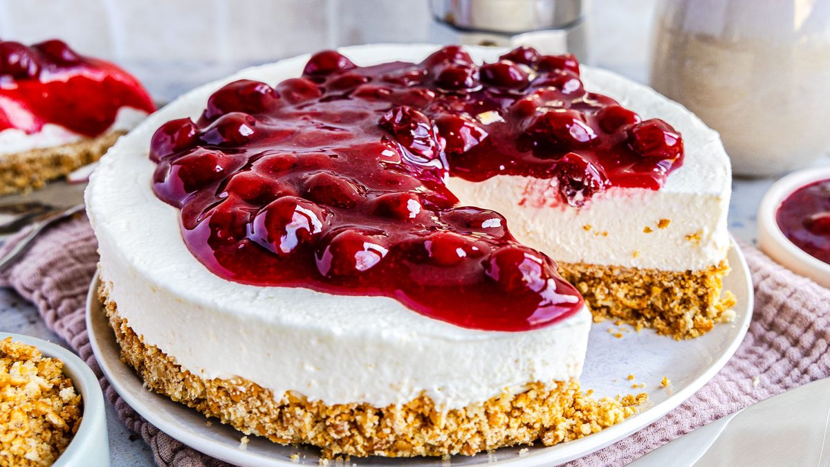 Kuchen ohne Backen mit Keksboden: schnell & einfach