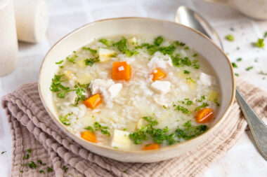 Reissuppe mit Huhn