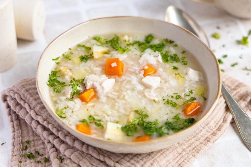Reissuppe mit Huhn