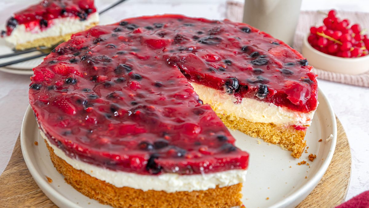 Rote-Grütze-Torte