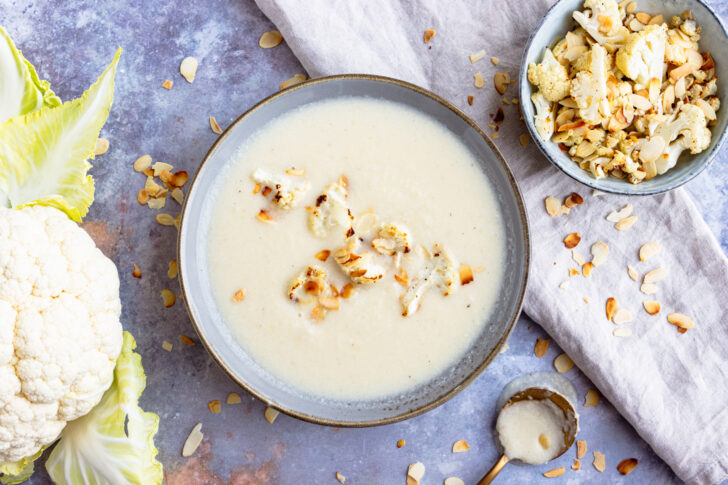 Vegane Blumenkohlsuppe top-down