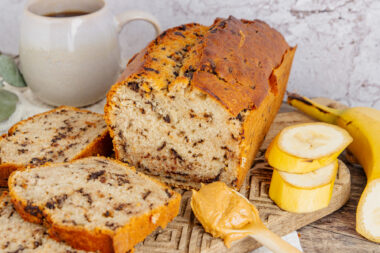 Veganer Bananenkuchen im Anschnitt
