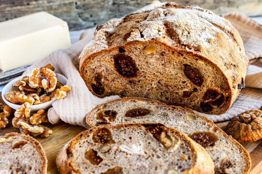 Walnuss-Feigen-Brot: locker & lecker