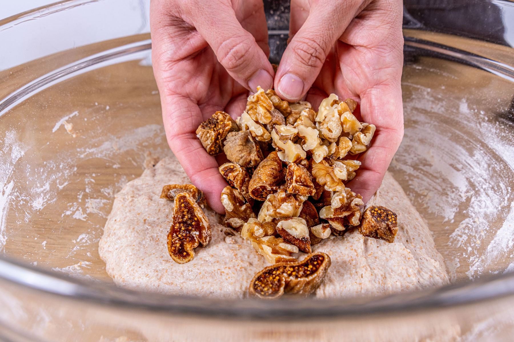 Walnuss-Feigen-Brot: locker &amp; lecker