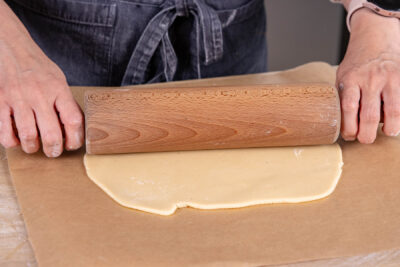 Marzipan ausrollen