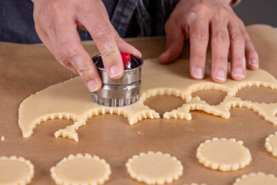 Marzipan ausstechen