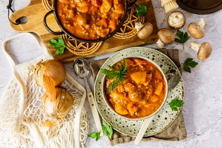 Einfache Ofensuppe über Nacht ziehen lassen