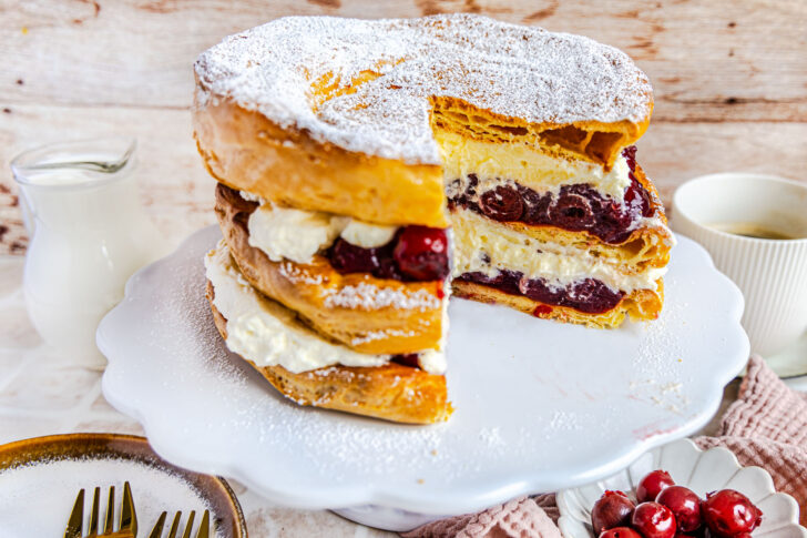 Luftige Flockensahnetorte nach Original-Rezept