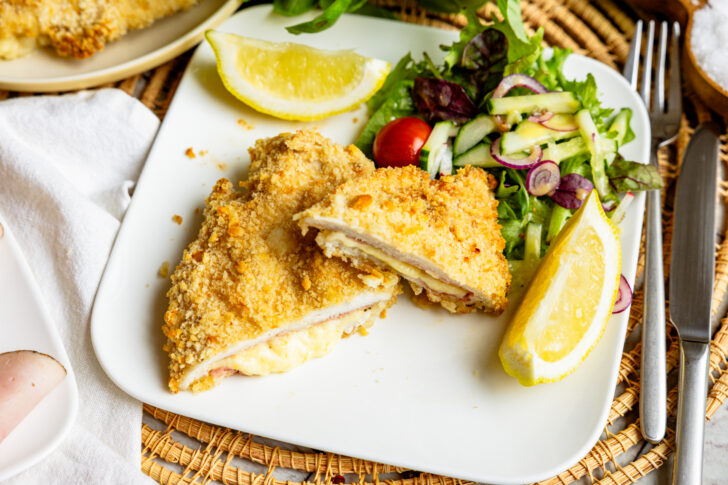 Hähnchen Cordon Bleu im Backofen zubereiten