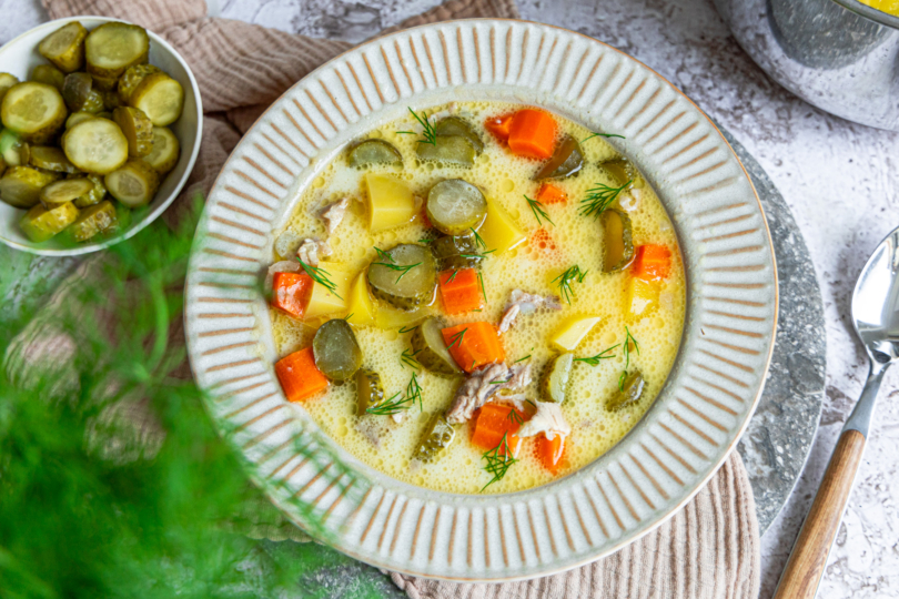 polnische Gurkensuppe