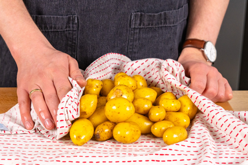 Kartoffeln trocken reiben