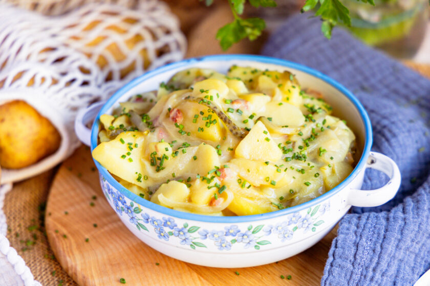 Bayrischer Kartoffelsalat mit Speck