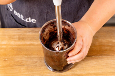 Schokocreme ohne Zucker fein pürieren