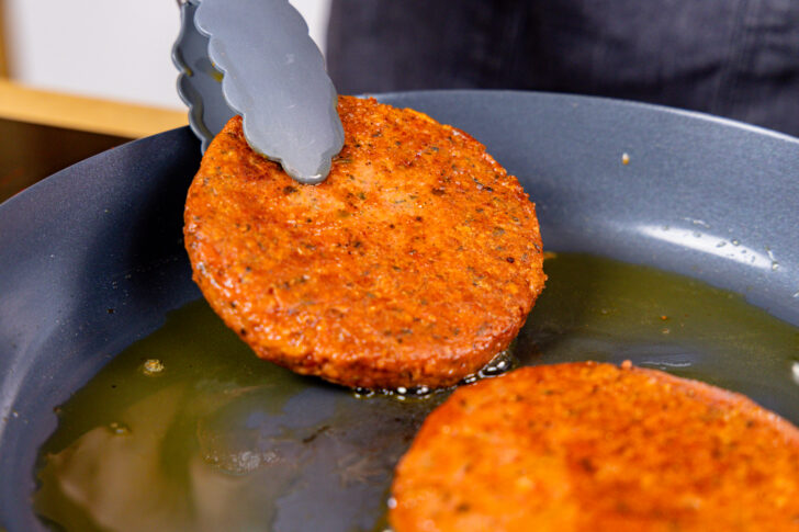 angebratenes veganes Patty