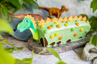 Dino-Kuchen mit Schokolade