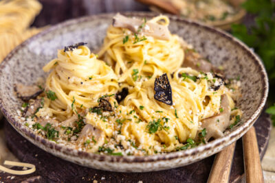 Fettuccine selbst gemachtem Trüffelöl