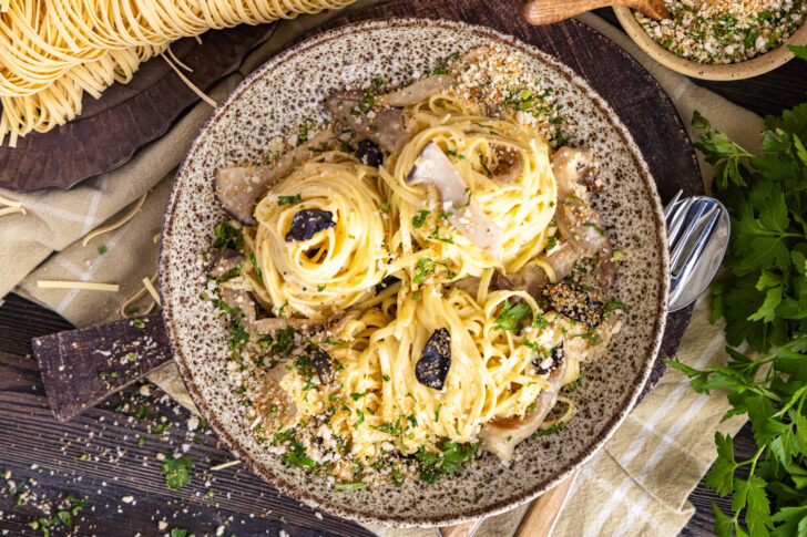 Fettuccine selbst gemachtem Trüffelöl