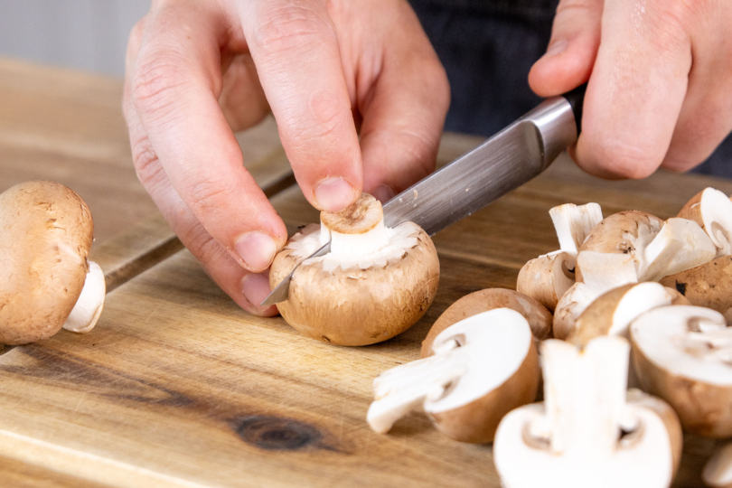 Champignons halbieren