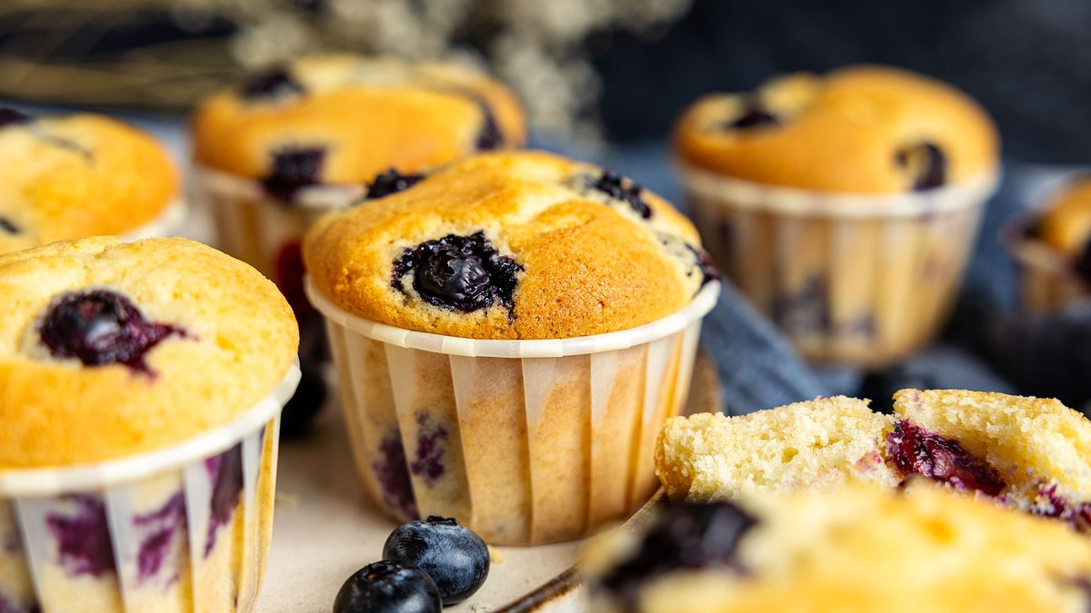 Klassische Blaubeermuffins: saftig und schnell