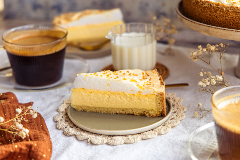 Käsekuchen mit Goldtröpfchen backen