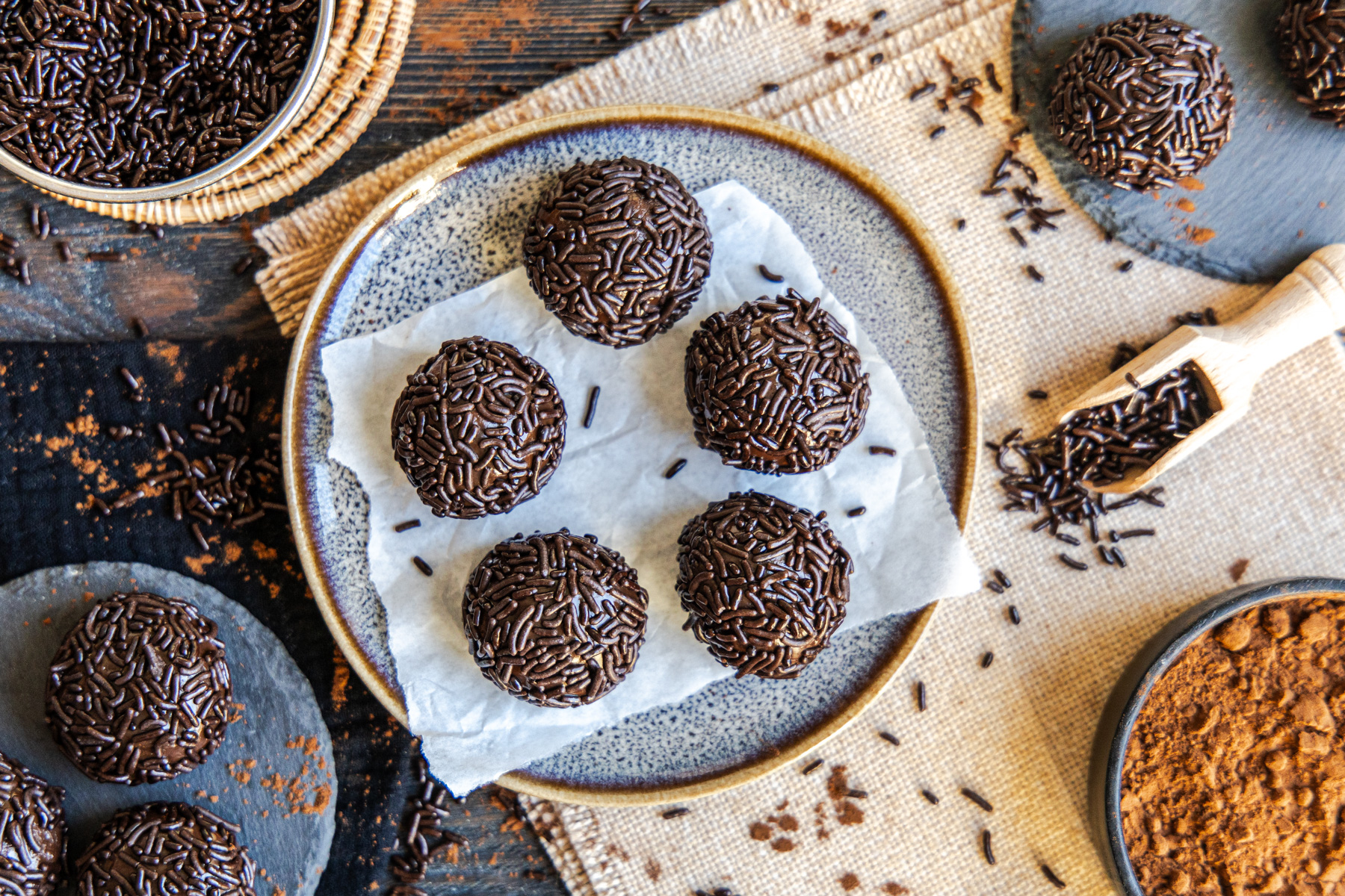 Brigadeiros: Original-Rezept für die brasilianische Trüffelpraline