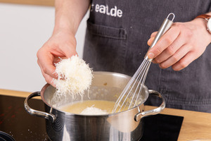 Parmesan dazugeben