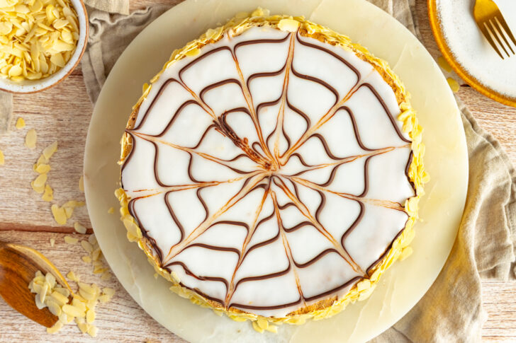 Esterházy-Torte frisch gebacken