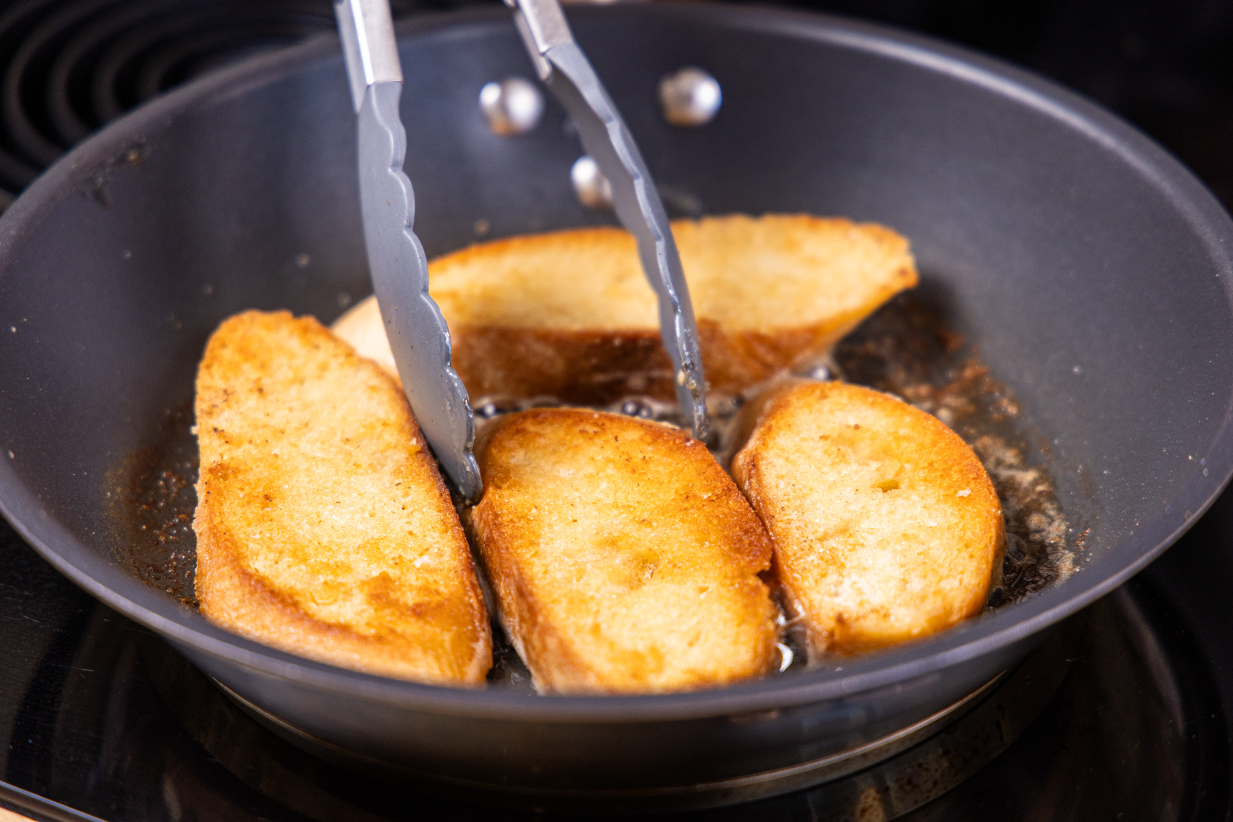 Knoblauchbrot wie beim Griechen aus der Pfanne