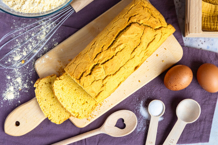 Maisbrot nur mit Maismehl: einfach & luftig