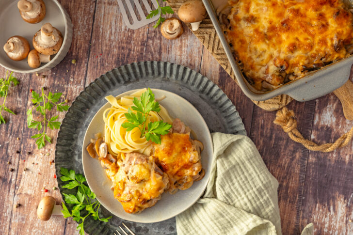 Überbackene Rahmschnitzel aus dem Ofen