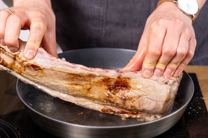 Fleisch anbraten