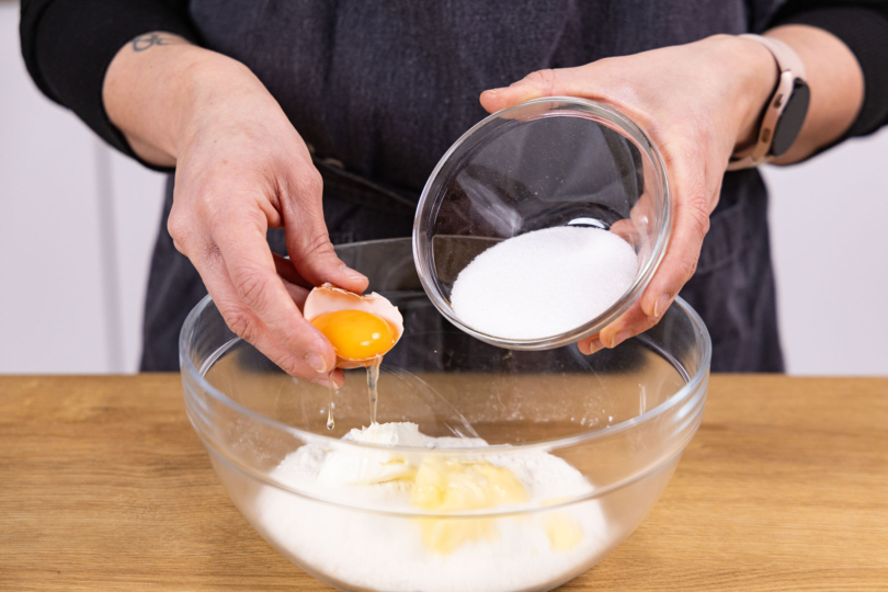 zutaten für Teig vermengen.