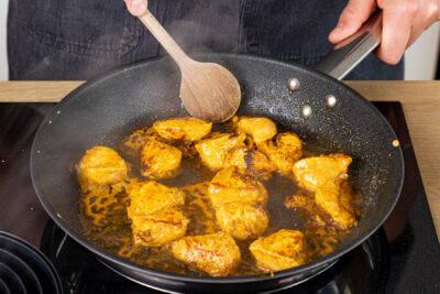 mariniertes Hähnchen anbraten