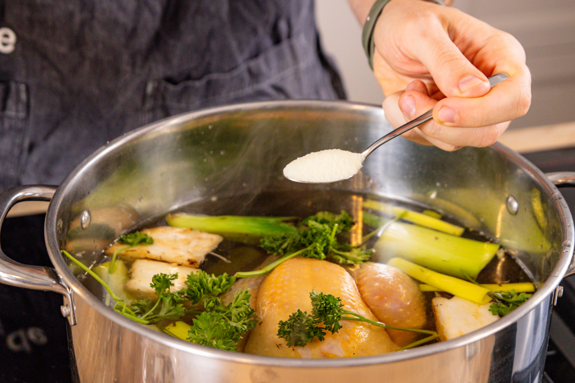 Hühnerbrühe Grundrezept