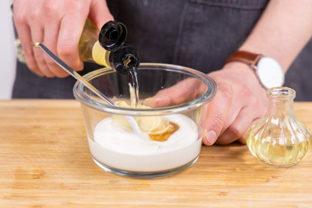 Joghurt-Honig-Senf Dressing: schnell &amp; einfach