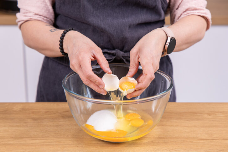 Eier dazugeben