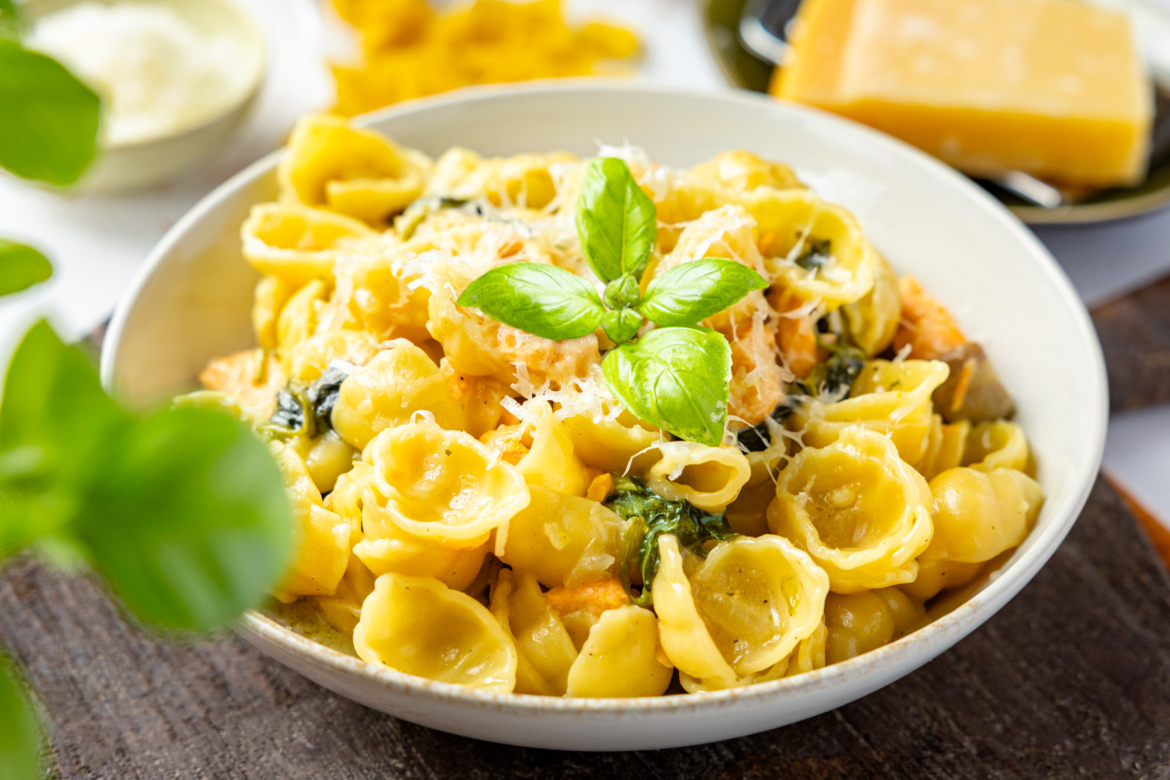One Pot Spinat Lachs Pasta
