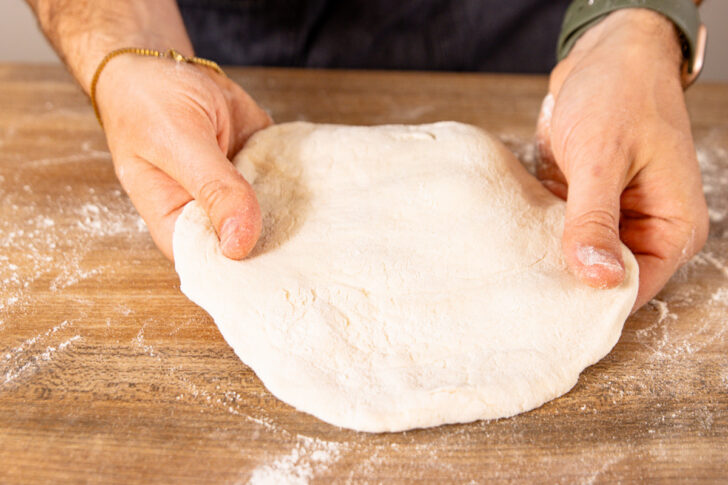 Pizzateig formen