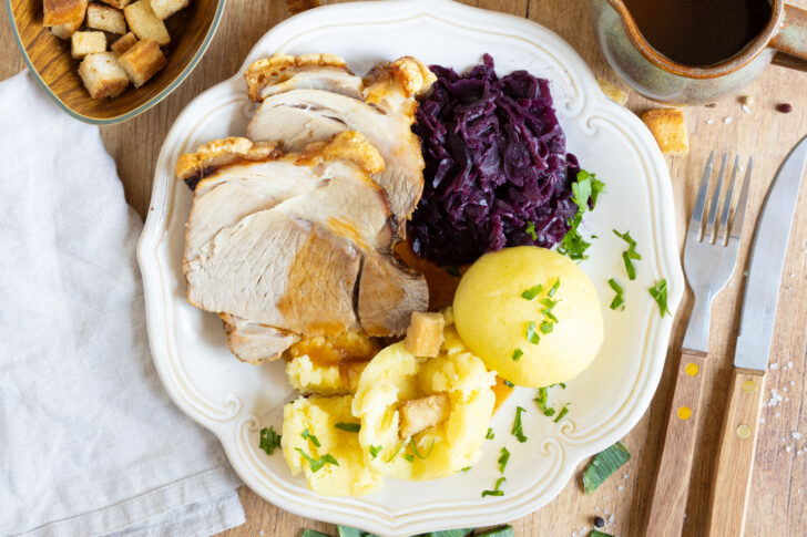Schweinsbraten mit Knödel