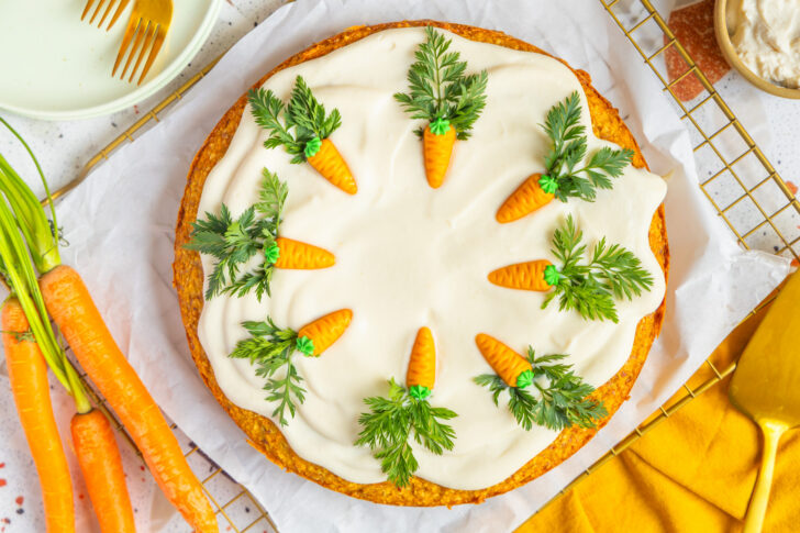 Frisch gebackener veganer Rublikuchen