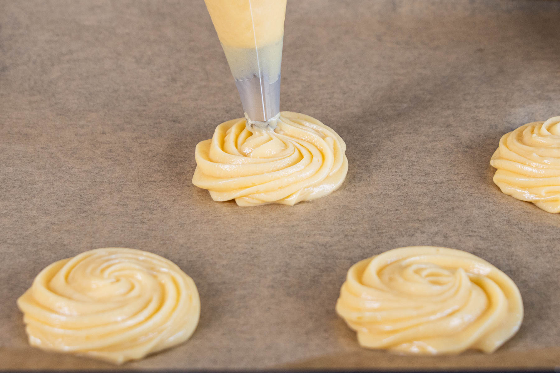 Windbeutel mit Sahne: das Grundrezept