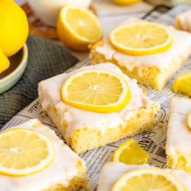 Zitronen-Buttermilch-Kuchen