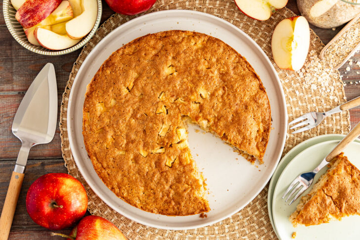 Apfel-Haferflocken-Kuchen: saftig & lecker
